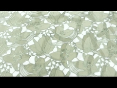 La tela del cordón del algodón del ajuste del guipur arregla diseños florales del bordado 3D arregla el cordón