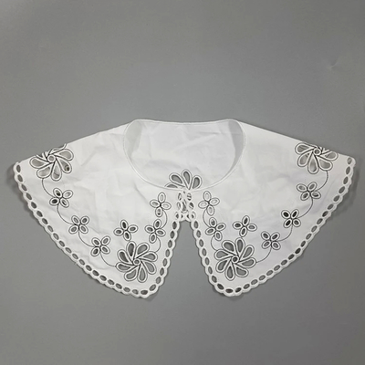 Collar de encaje redondo aplicado con tela de poliéster